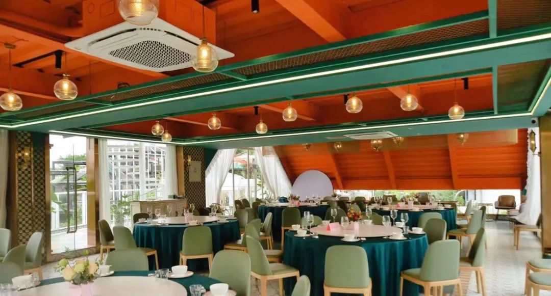 海底捞将色彩碰撞到底，看这家深圳餐饮空间设计如何诠释独特的摩洛哥风情
